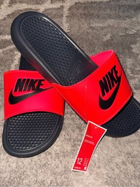 Nike Benassi JDI Red Black Slides Men’s Size 11 New